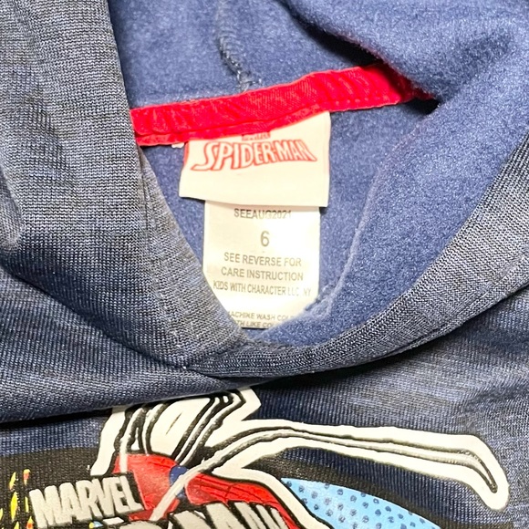 NWT Boy’s Marvel Spider-Man Hoodie - Picture 6 of 6